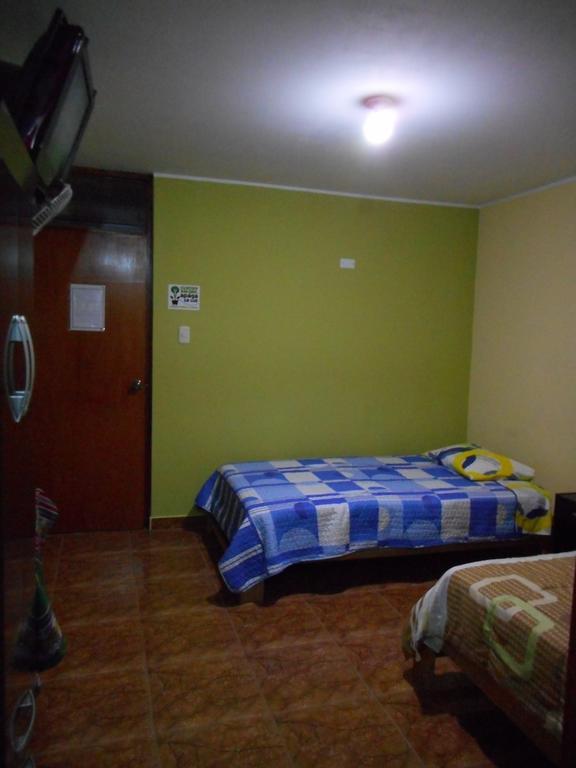 Hostal Geminis San Juan Bautista ภายนอก รูปภาพ