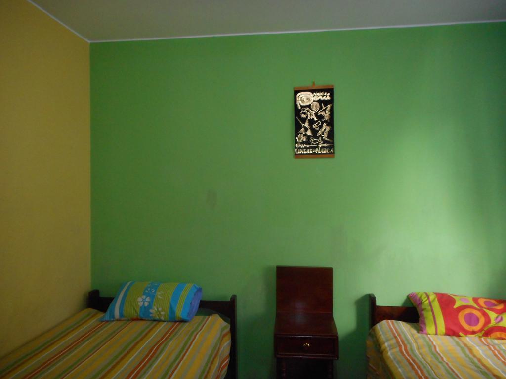 Hostal Geminis San Juan Bautista ภายนอก รูปภาพ