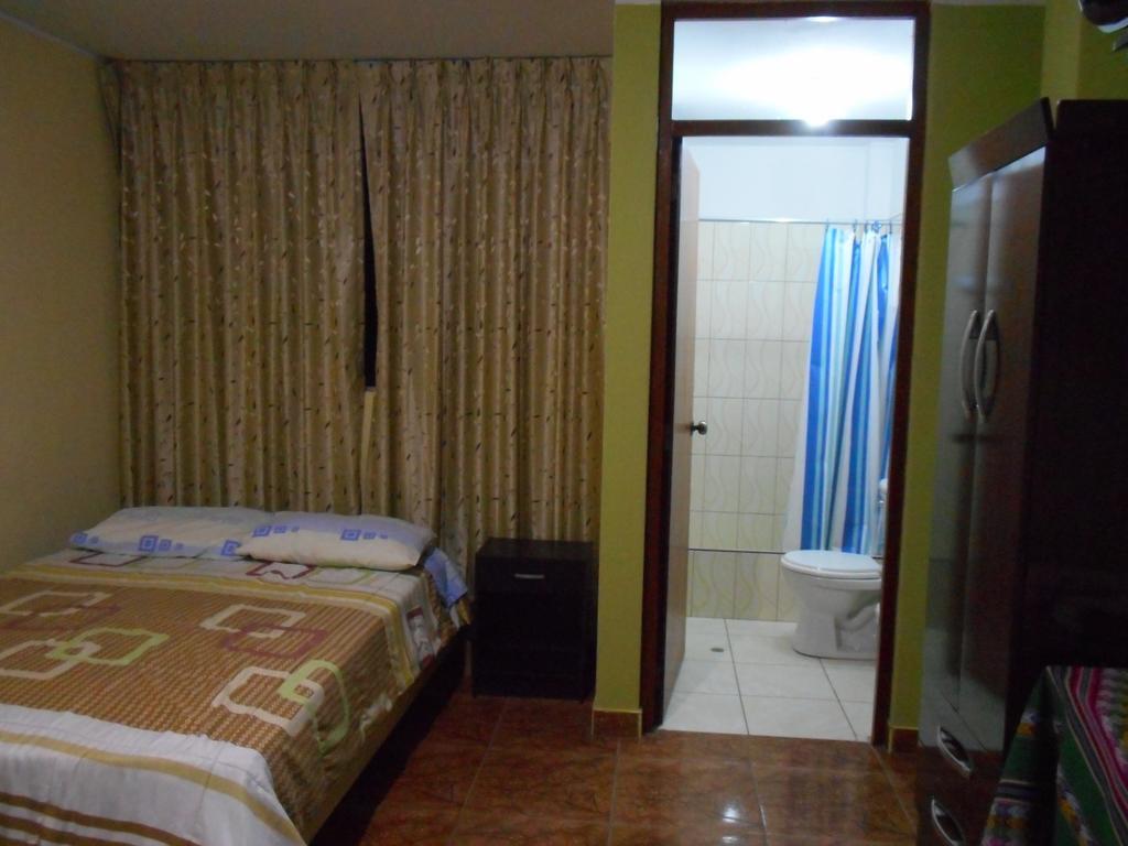 Hostal Geminis San Juan Bautista ภายนอก รูปภาพ