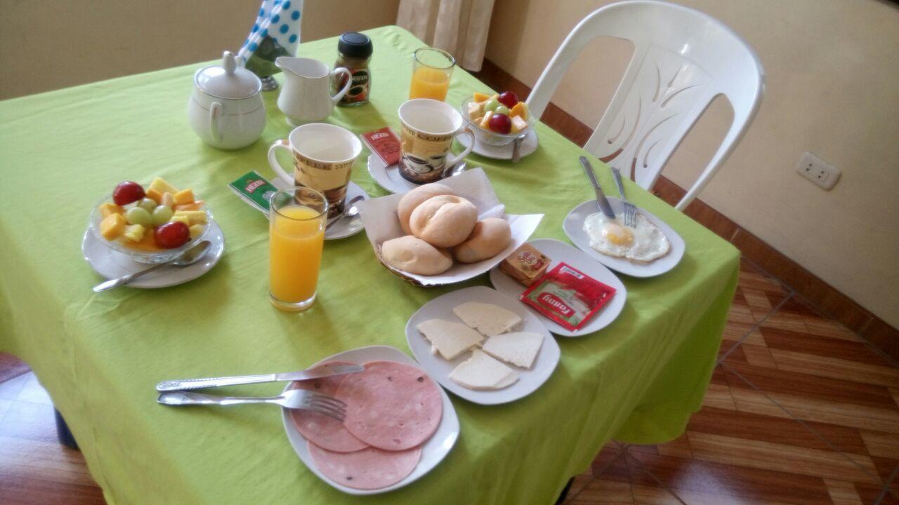 Hostal Geminis San Juan Bautista ภายนอก รูปภาพ