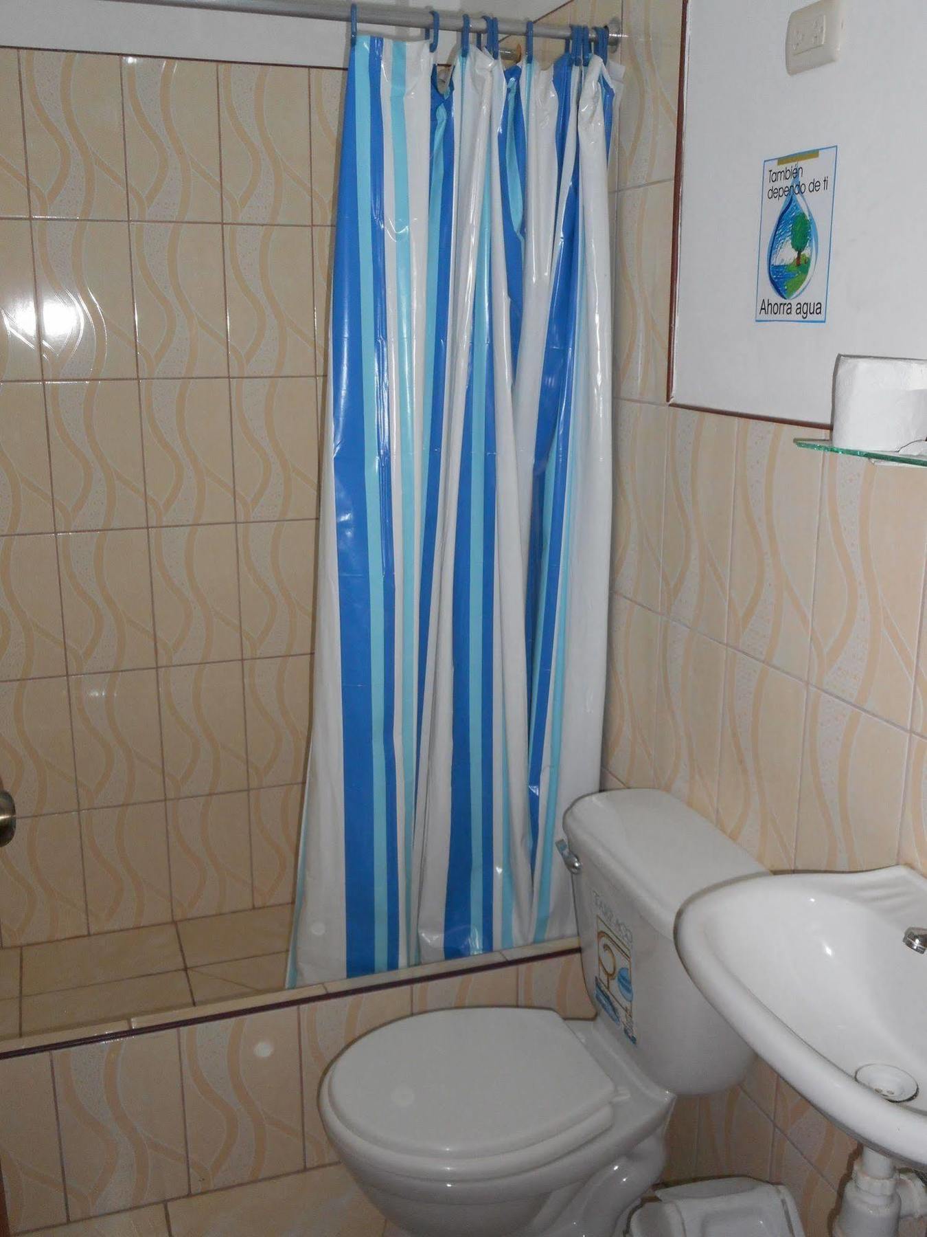 Hostal Geminis San Juan Bautista ภายนอก รูปภาพ