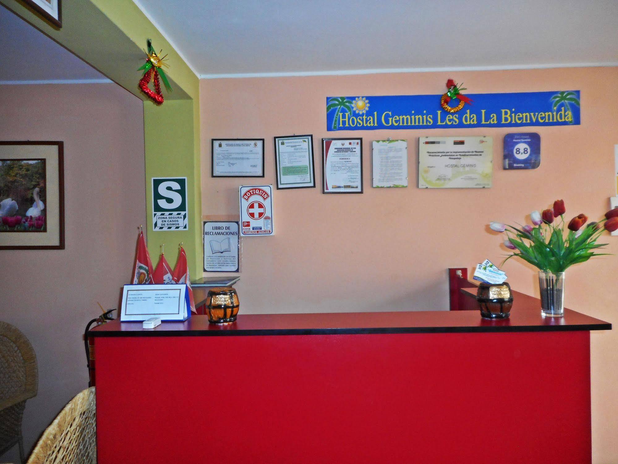 Hostal Geminis San Juan Bautista ภายนอก รูปภาพ