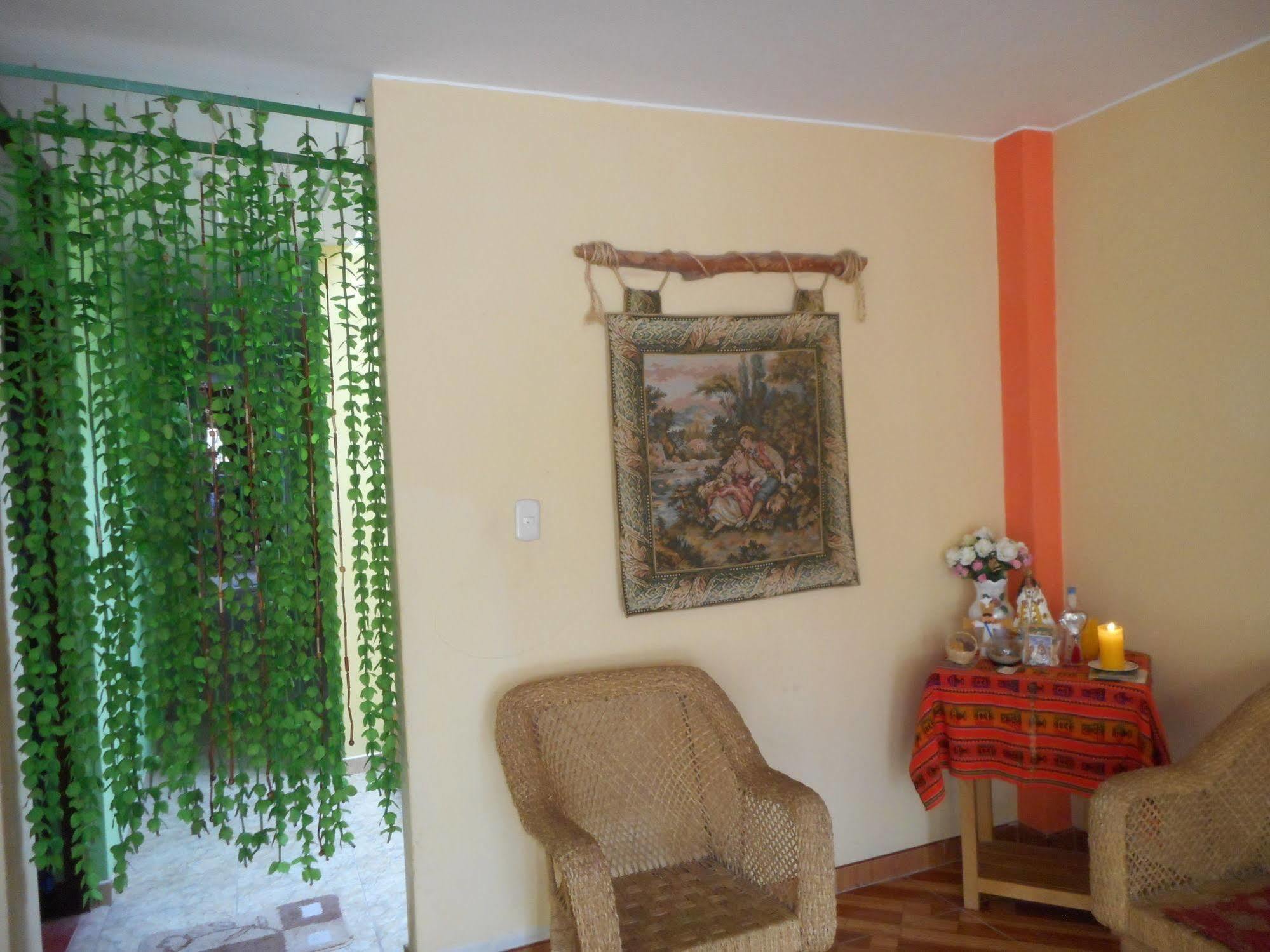 Hostal Geminis San Juan Bautista ภายนอก รูปภาพ